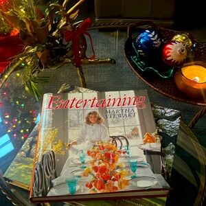 Vintage 1982 copy of Martha Stewart’s “Entertaining” in very good condition.